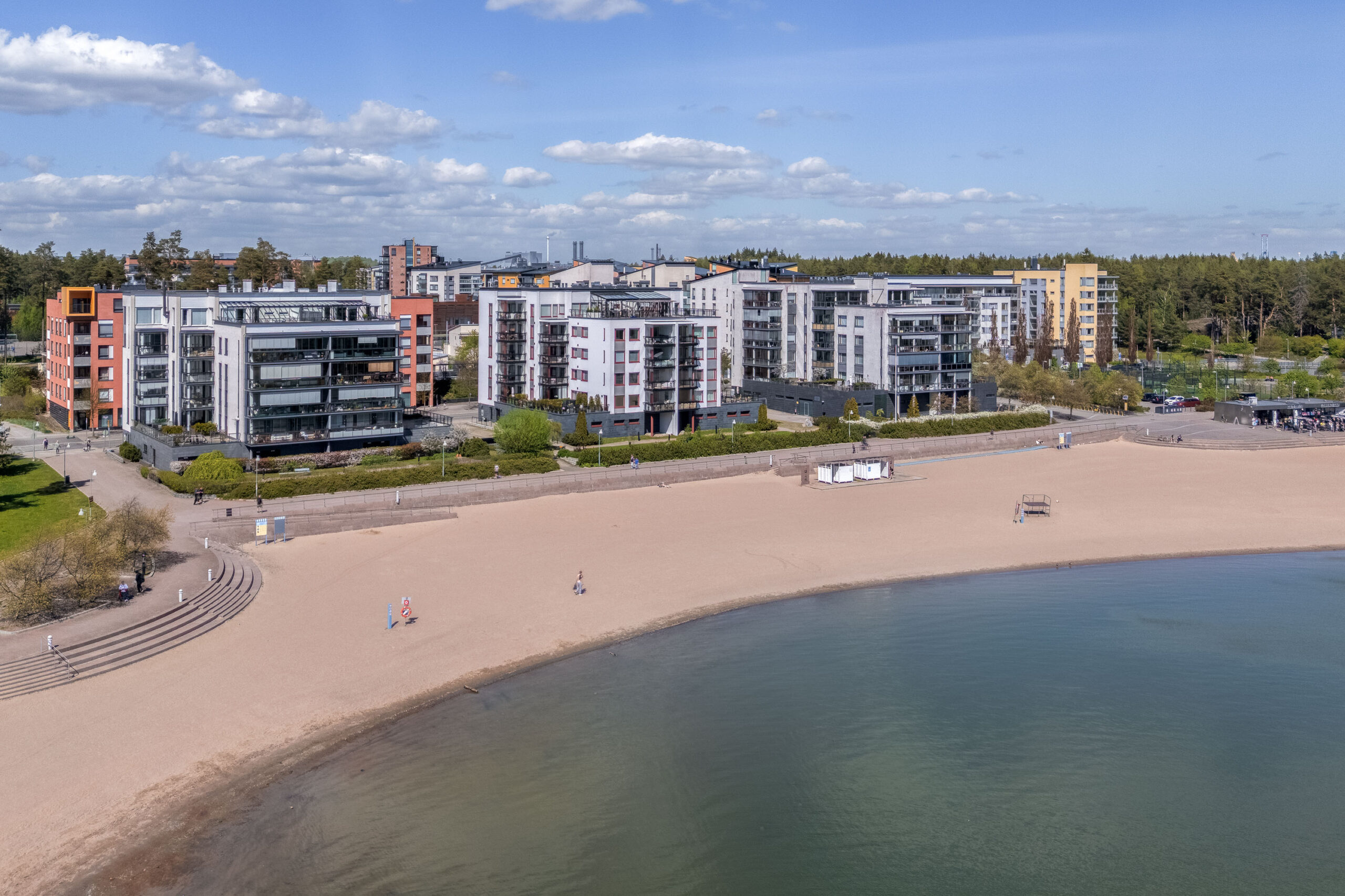 Vuosi 2025 pähkinänkuoressa